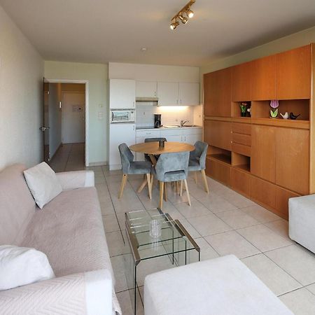 Awesome Apartment In Oostende With House Sea View Esterno foto
