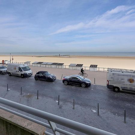 Awesome Apartment In Oostende With House Sea View Esterno foto