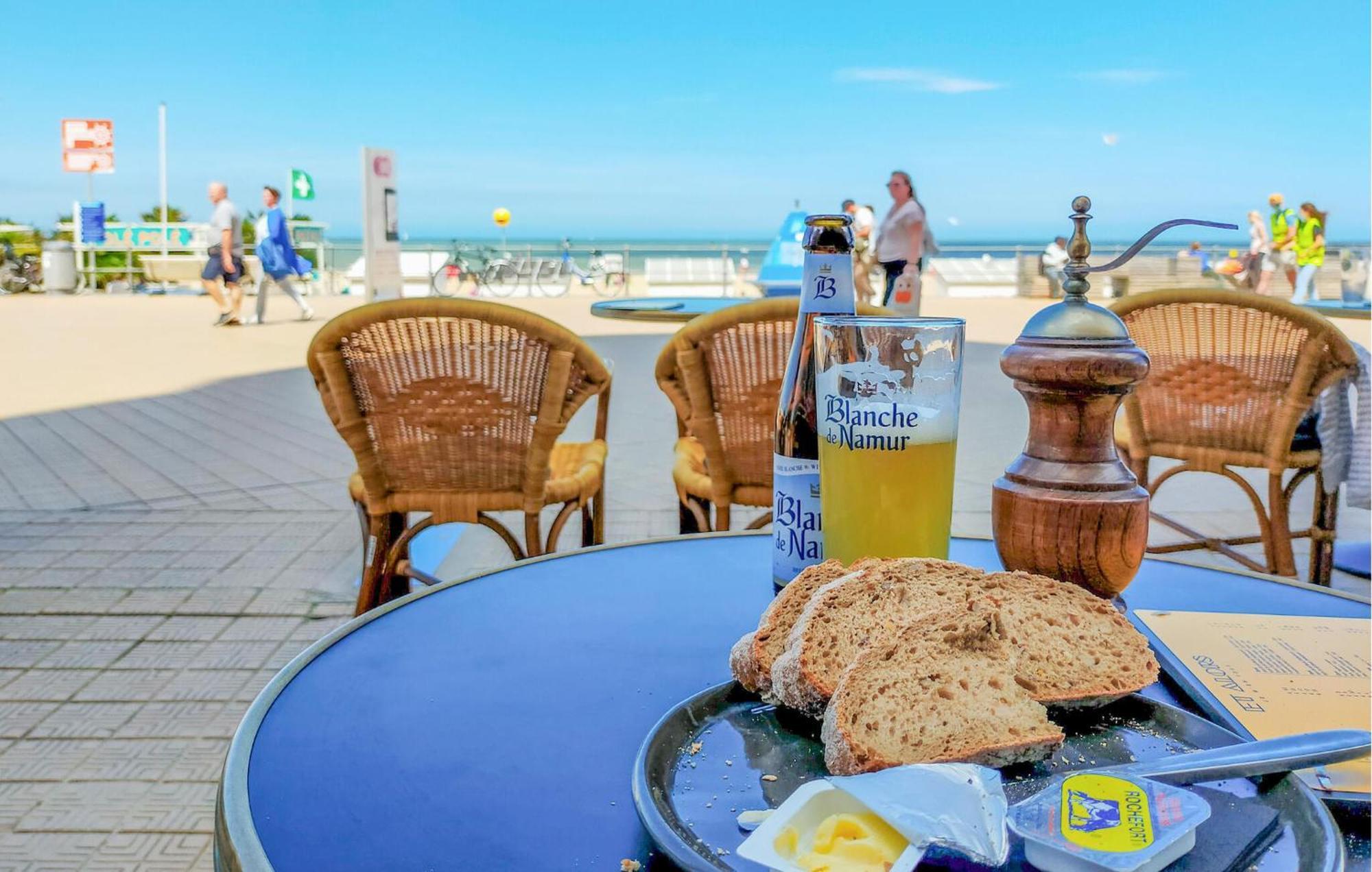 Awesome Apartment In Oostende With House Sea View Esterno foto