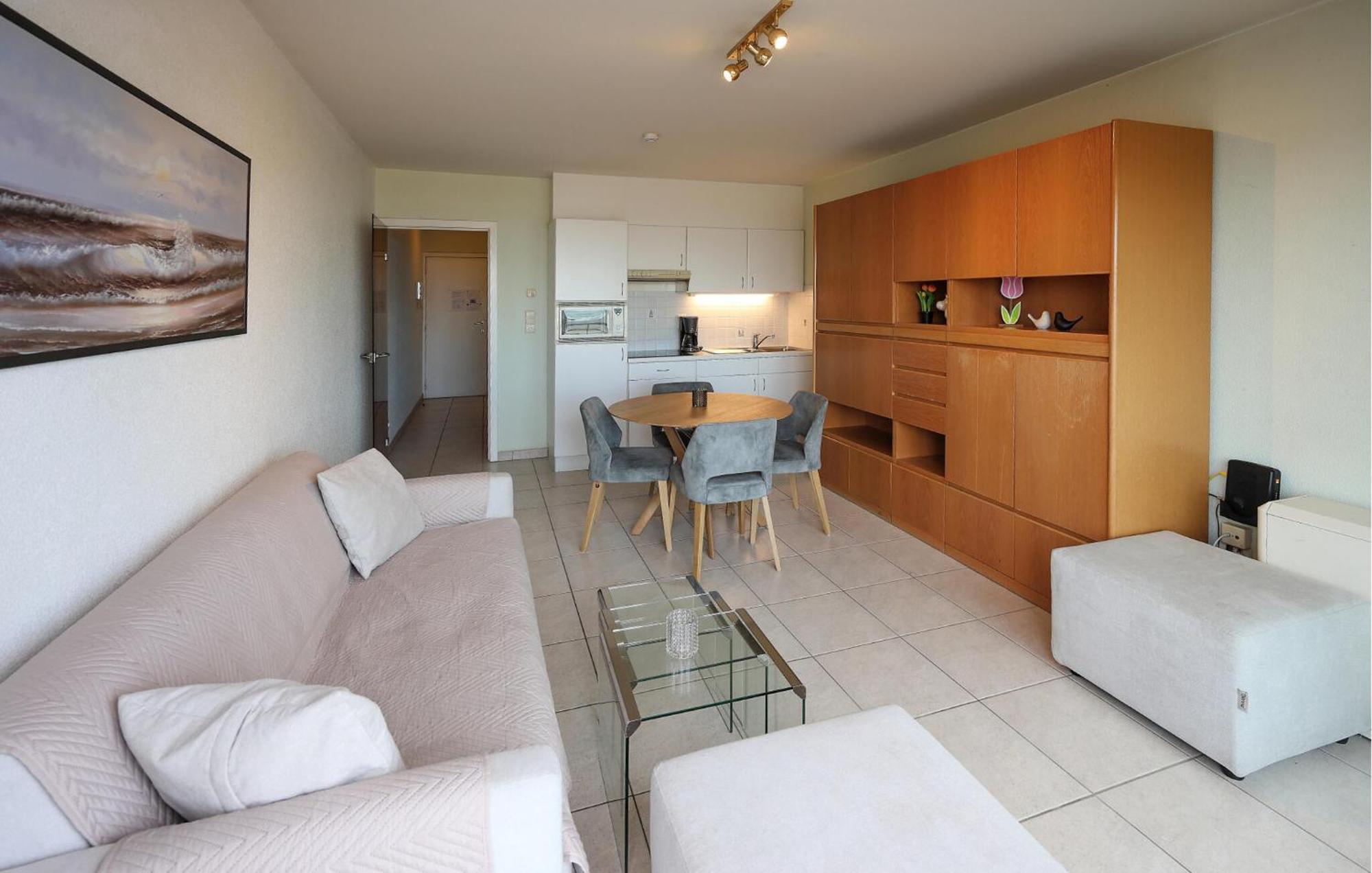 Awesome Apartment In Oostende With House Sea View Esterno foto